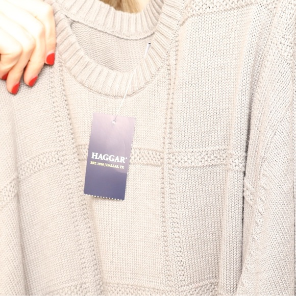 NWT! Soft and Cozy Knit Sweater - Picture 4 of 5